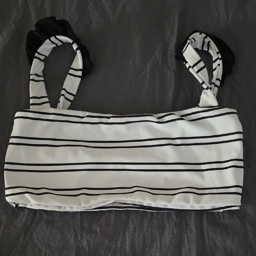 Same Los Angeles Striped Black and White Bikini Top